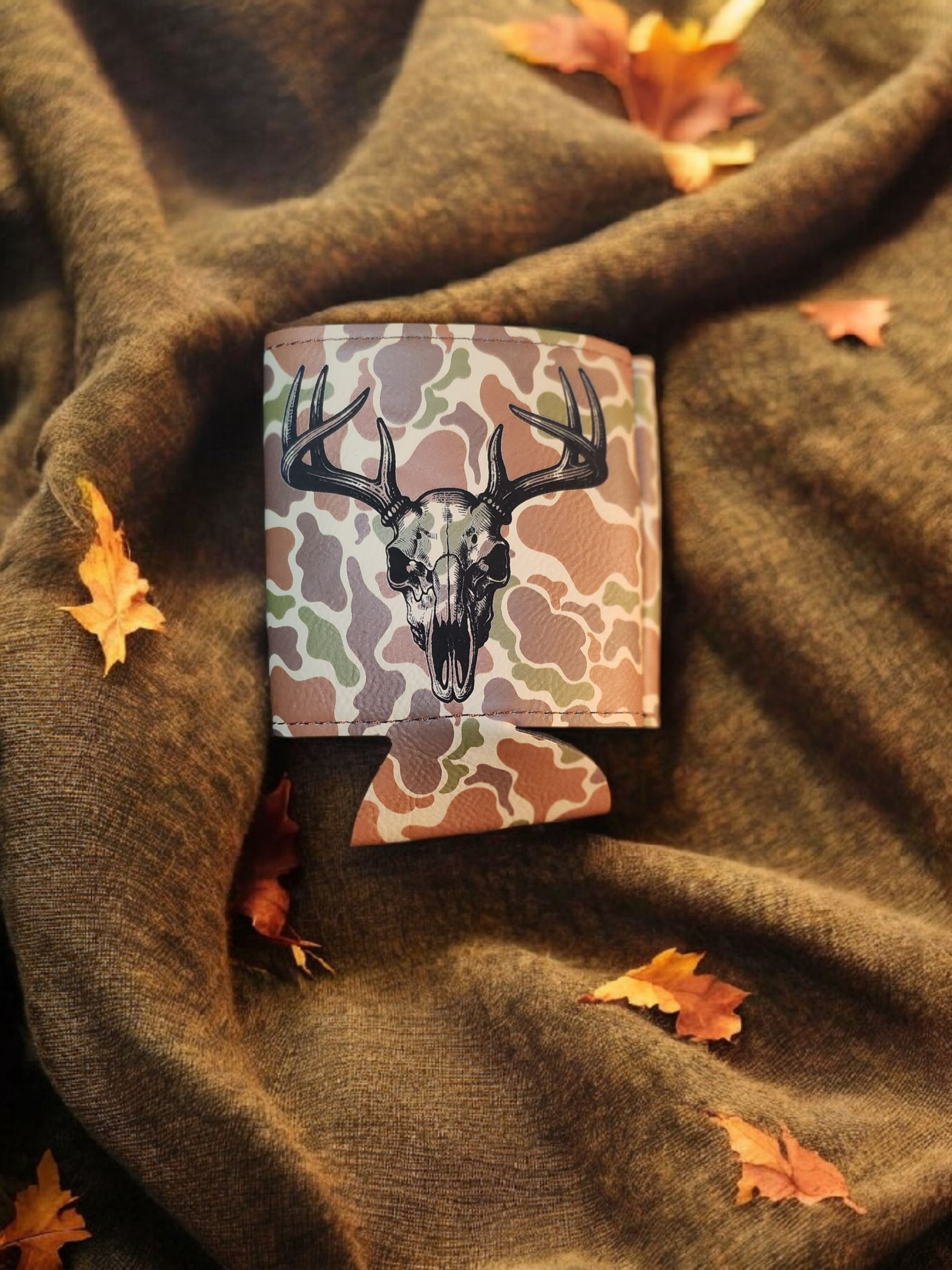 Camo Can Koozie with Deer Skull Engraving